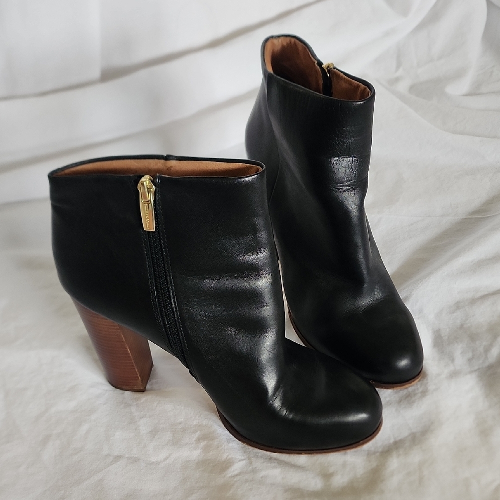 Vince Camuto Black Leather Heeled Boots